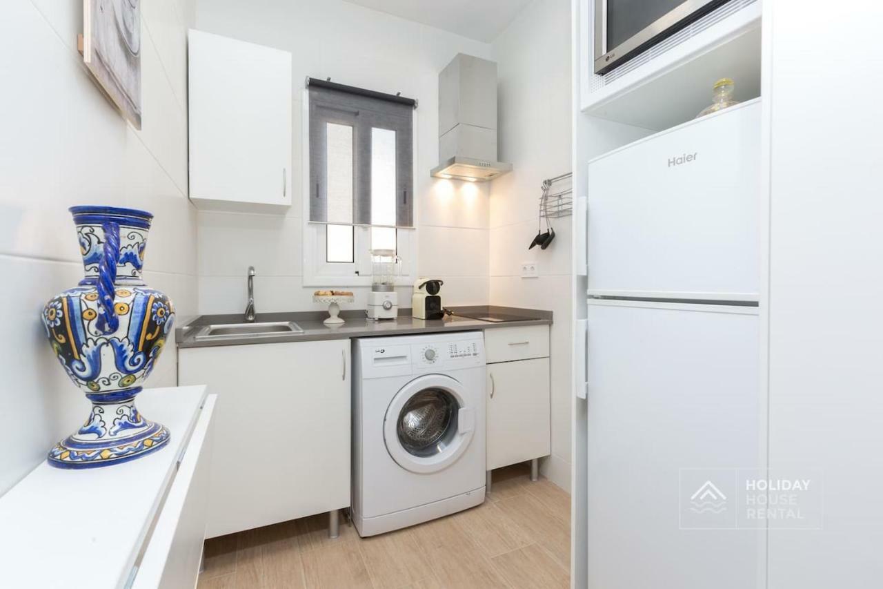 S12 - Beach Front Apartment --Free Wifi- Salou Exterior foto